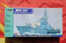 images/productimages/small/PAUK I ASW Ship MPK 254 Mirage 40424 doos.jpg